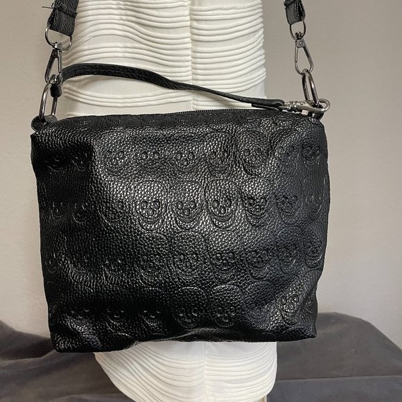 Zapps Skull Bucket Black Leather Shoulder Bag - Picture 5 of 9